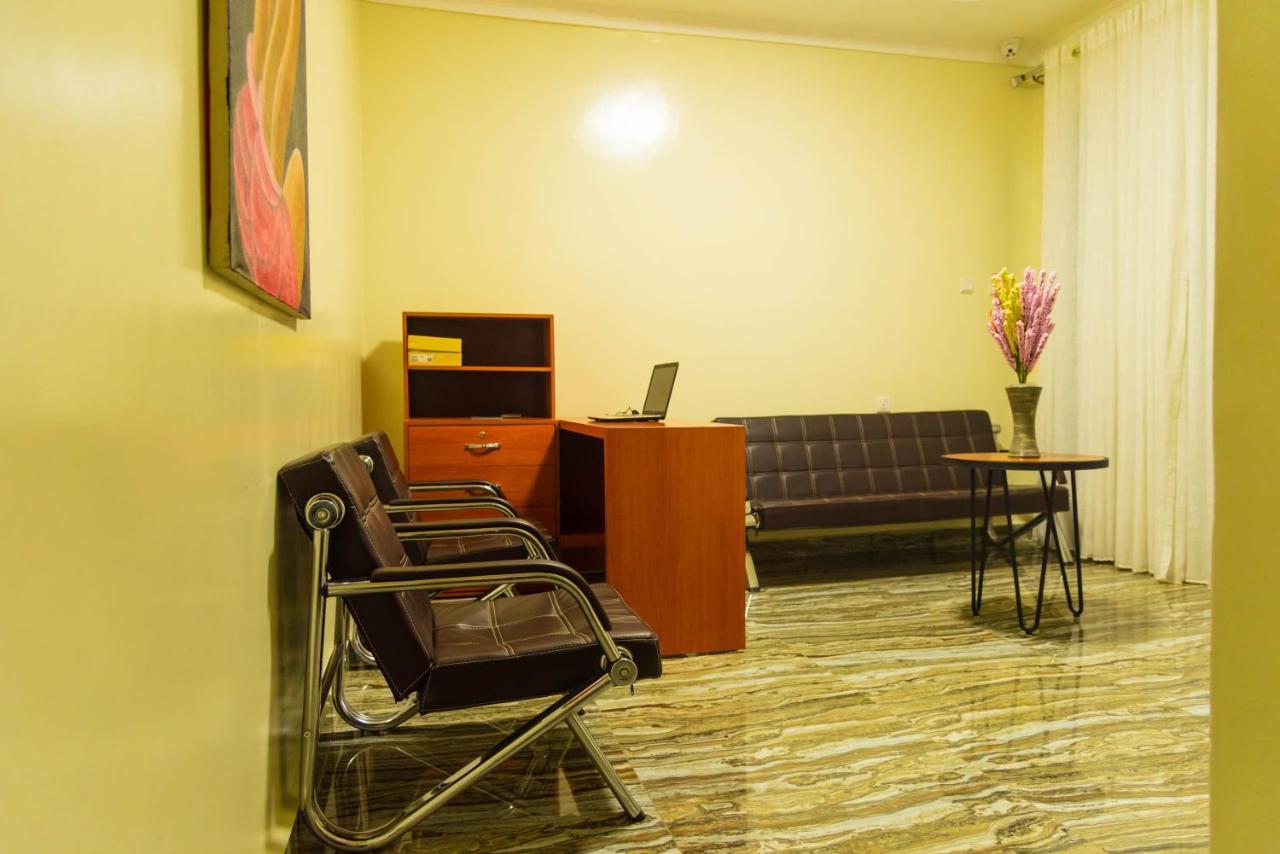 קיגאלי Avisha Town Hotel מראה חיצוני תמונה