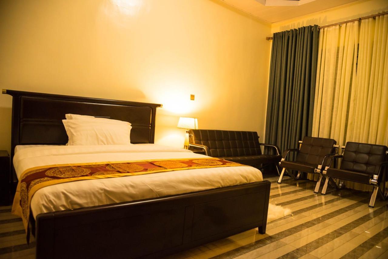 קיגאלי Avisha Town Hotel מראה חיצוני תמונה
