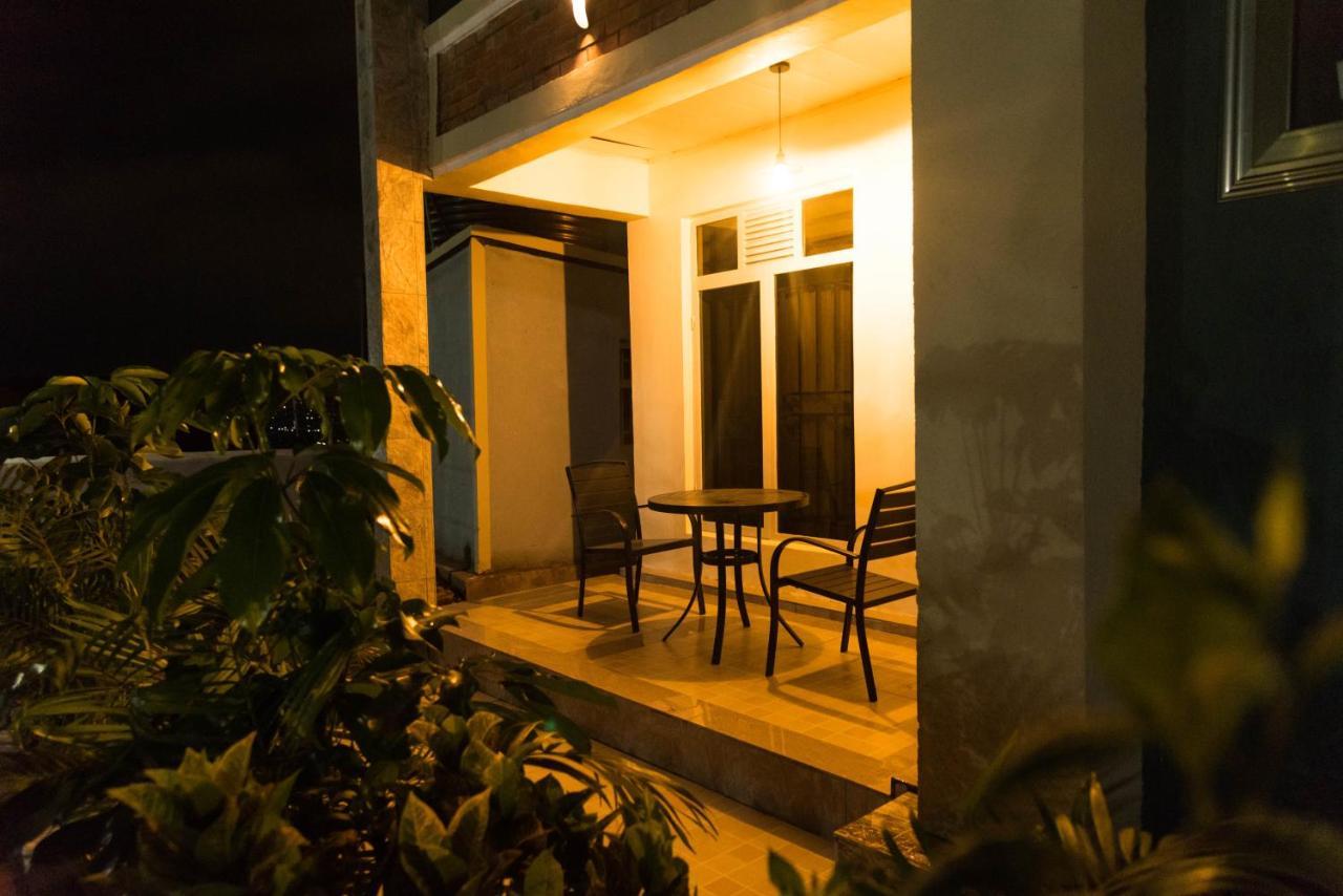קיגאלי Avisha Town Hotel מראה חיצוני תמונה