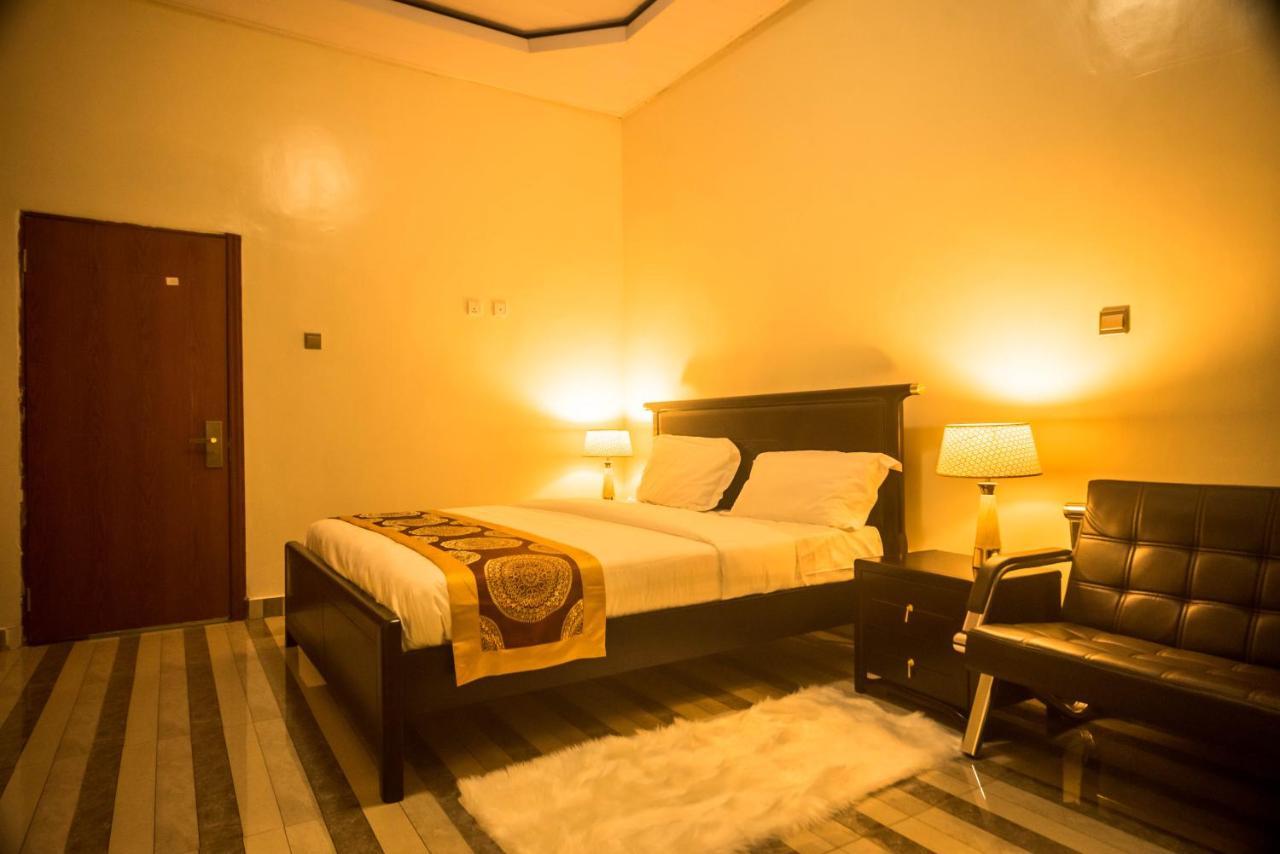 קיגאלי Avisha Town Hotel מראה חיצוני תמונה
