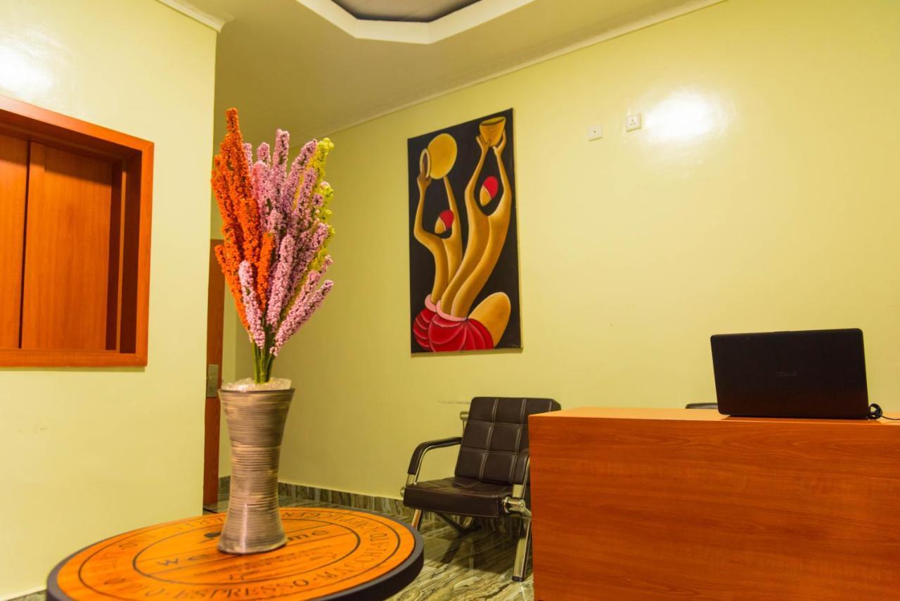קיגאלי Avisha Town Hotel מראה חיצוני תמונה