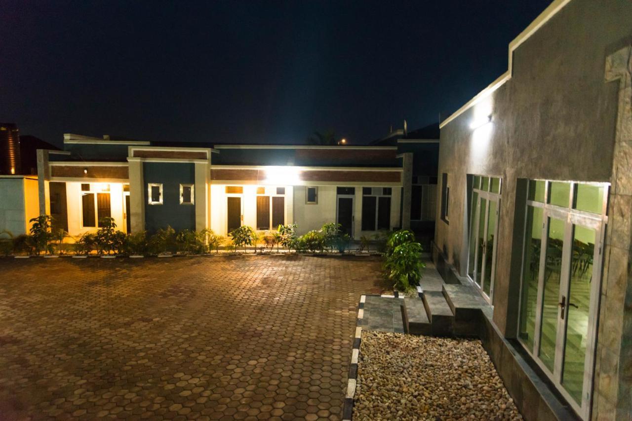 קיגאלי Avisha Town Hotel מראה חיצוני תמונה